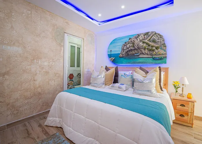 40sec Walk To - Fully Air Con & Heated Brand New * Xlendi