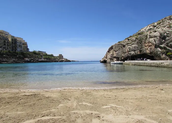 40sec Walk To - Fully Air Con & Heated Brand New *